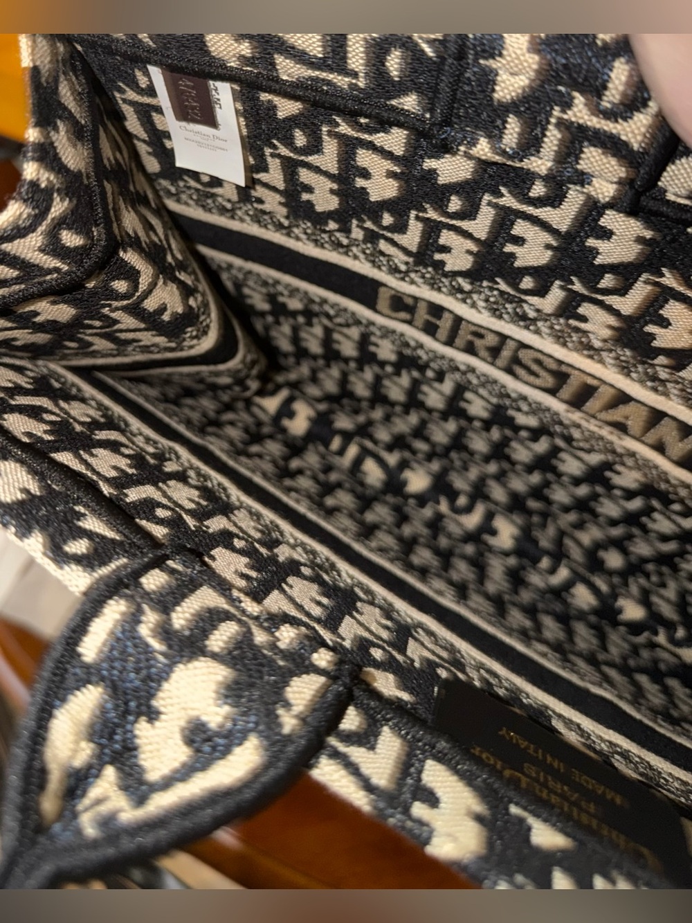 Medium canvas book tote black/cream NWT - Picture 4 of 10